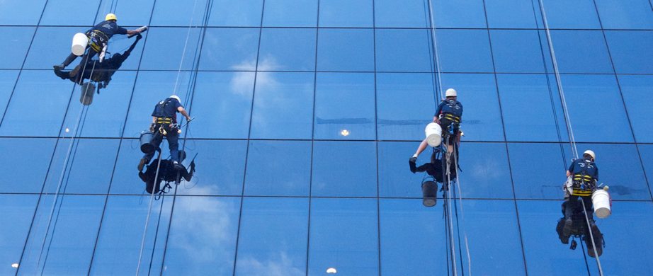 6 Tips For Cleaning Your Windows With Crystal Clear Finish -LMC